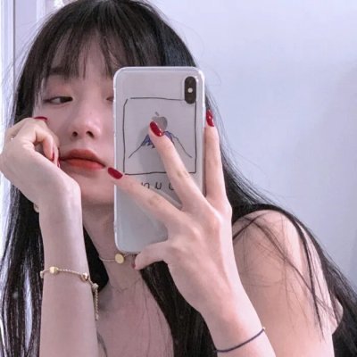 阳台上的坏女孩